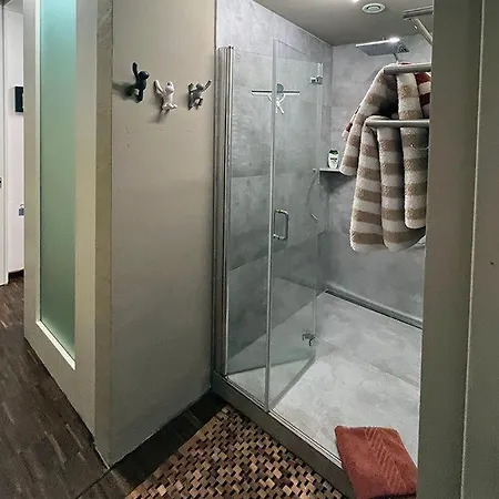 Galerie-suite-11 Apartment